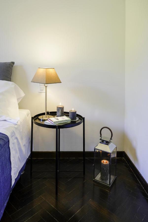 Cozy Roman Apartment With Parking フィレンツェ エクステリア 写真